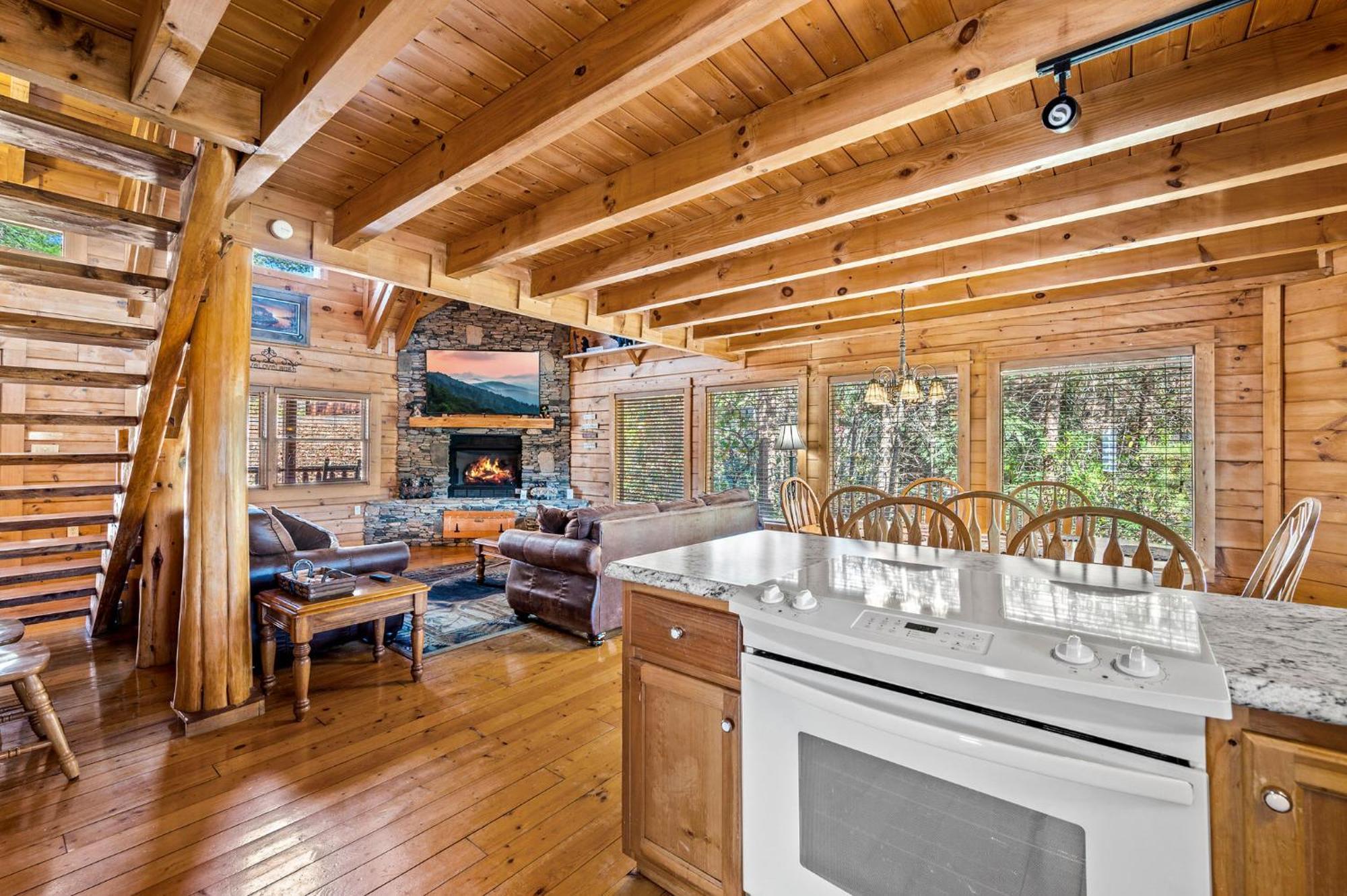 Bearfoot Pines - True Log Cabin - Wi-Fi, Hot Tub, Fishing, Deck With Views! - Mins To Pf เซอเวียร์วีล ภายนอก รูปภาพ
