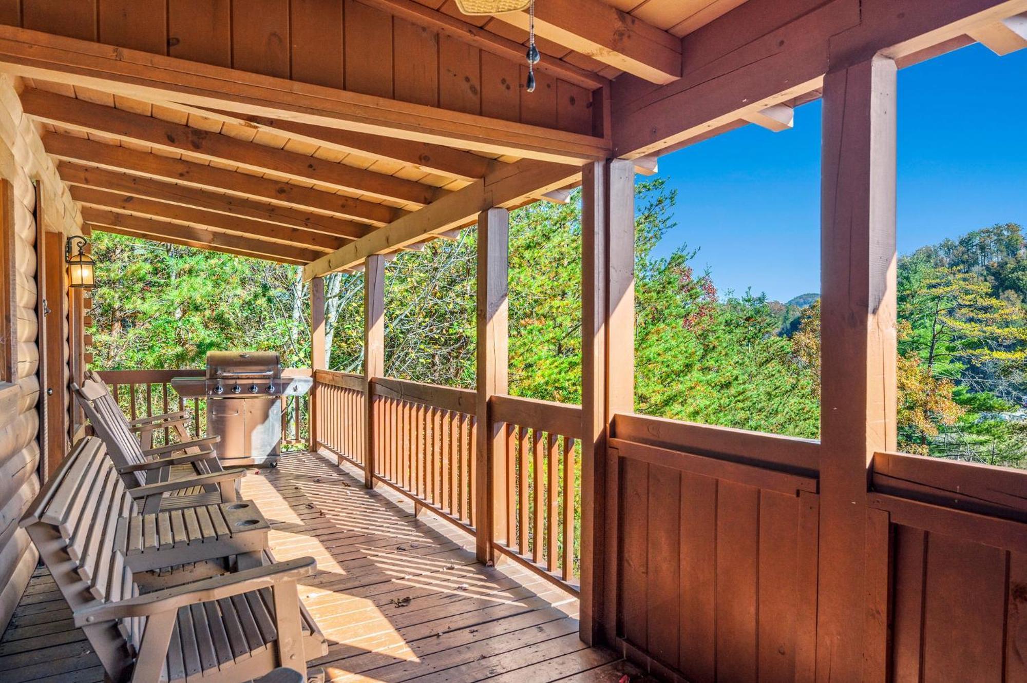 Bearfoot Pines - True Log Cabin - Wi-Fi, Hot Tub, Fishing, Deck With Views! - Mins To Pf เซอเวียร์วีล ภายนอก รูปภาพ