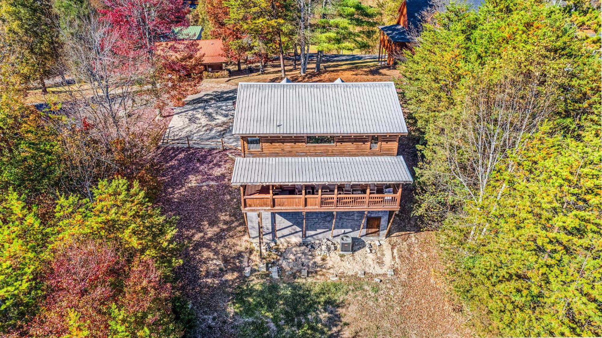 Bearfoot Pines - True Log Cabin - Wi-Fi, Hot Tub, Fishing, Deck With Views! - Mins To Pf เซอเวียร์วีล ภายนอก รูปภาพ